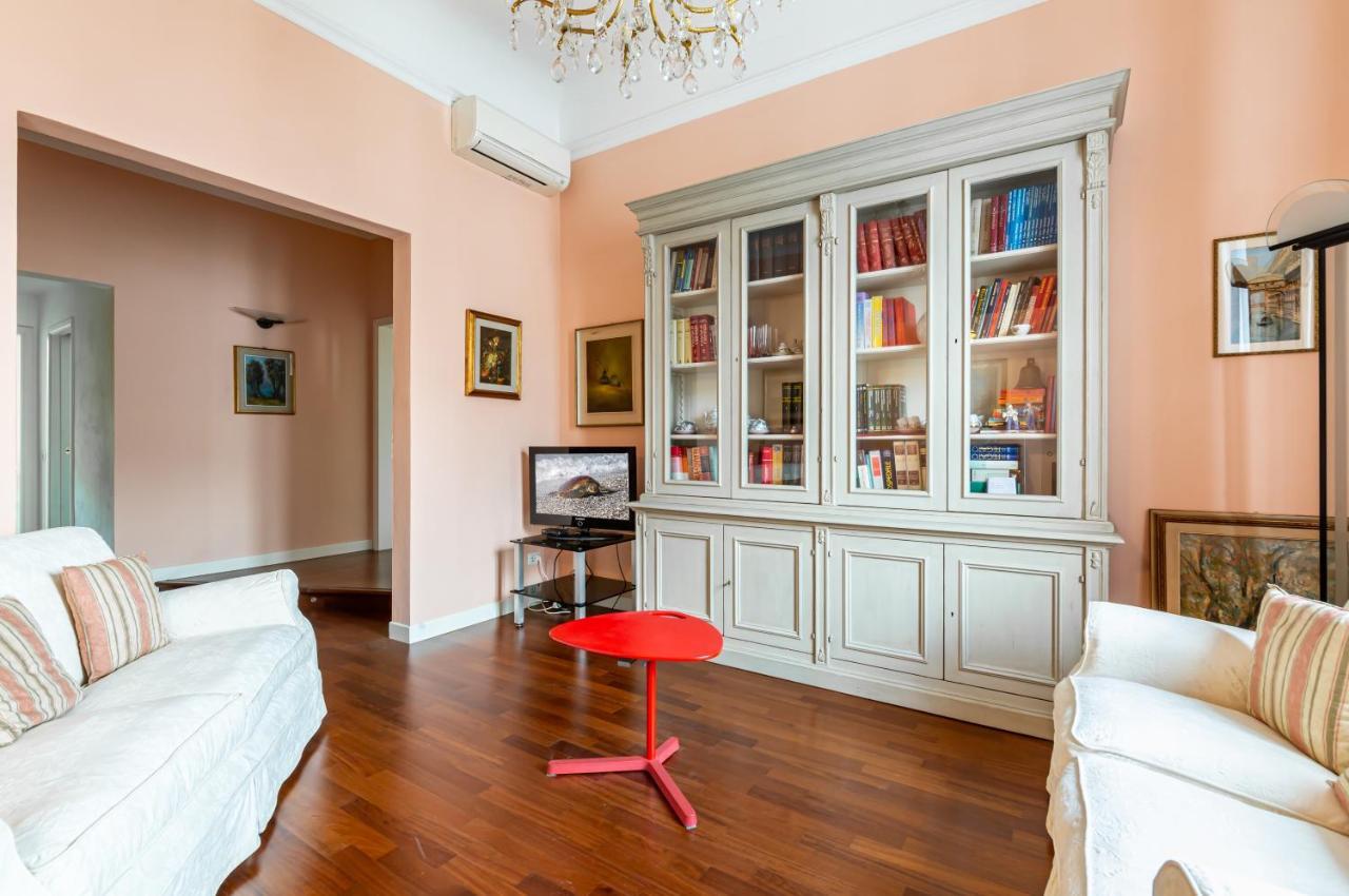 Stibbert & Statuto Elegant Flat With Balcony Appartamento